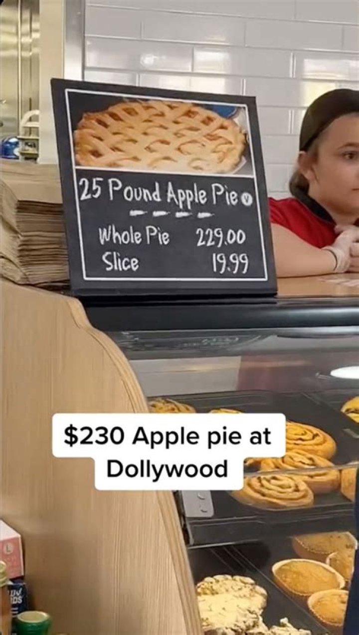 I'm in awe of Dolly Parton’s 25-pound apple pie — a $230 Dollywood treat