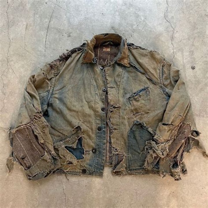 I spent $720 on Kris Jenner’s used clothes -- they were ripped and stained
