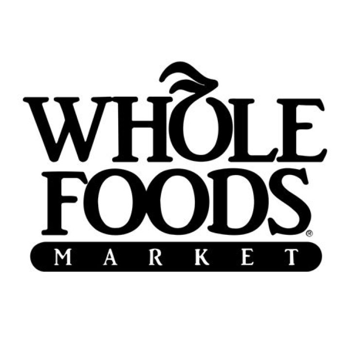 I went dumpster diving at my local Whole Foods and found $1,000 worth of fresh baked goods, produce