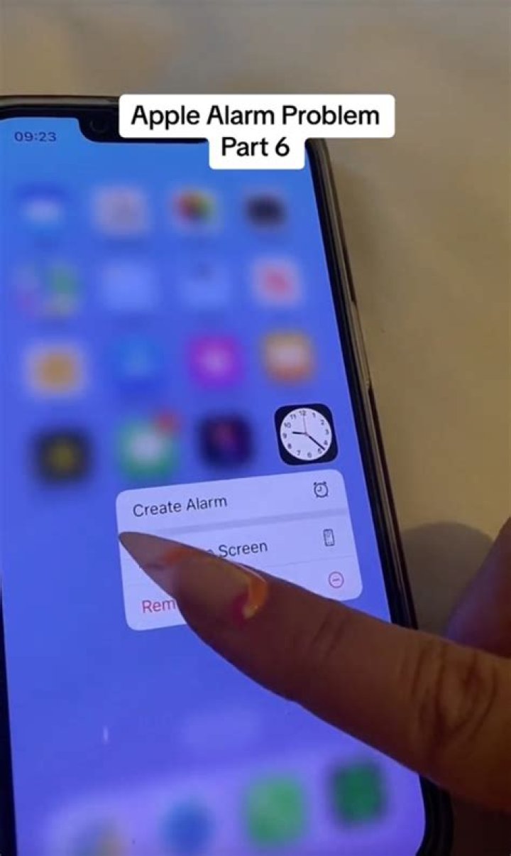 iPhone glitch causes my alarm to go off at 9:25 a.m. daily