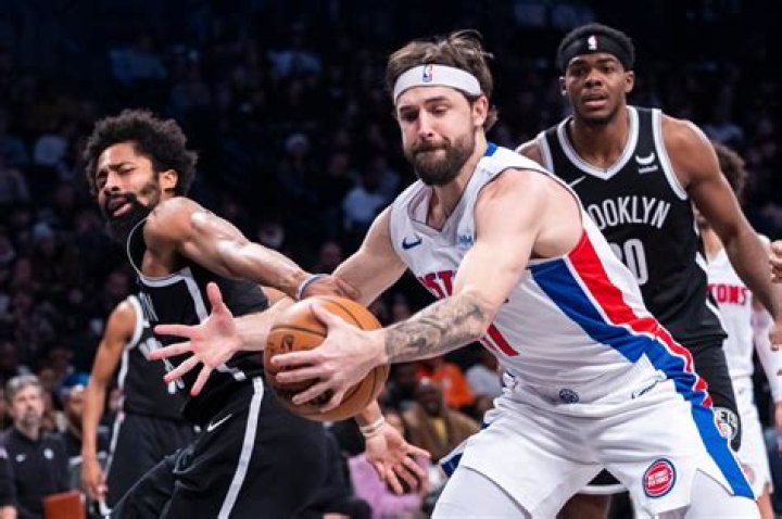 Joe Harris makes emotional Brooklyn return to face Nets with Pistons