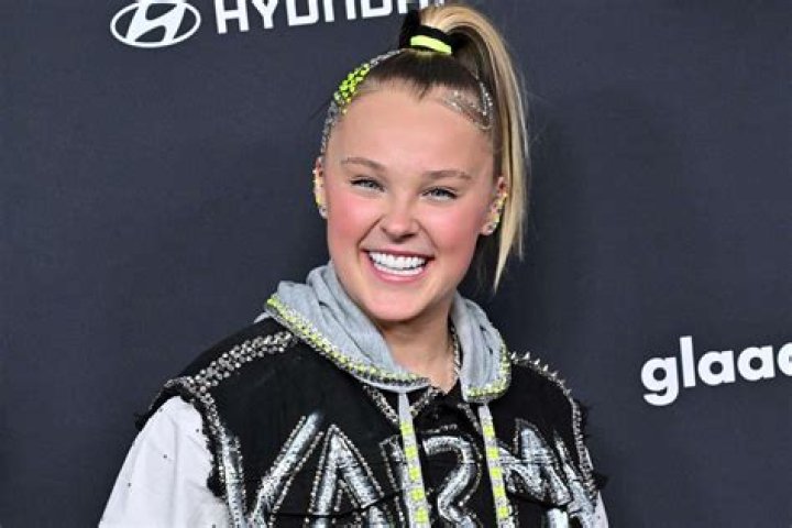 Jojo Siwa's popularity skyrocketing after coming out
