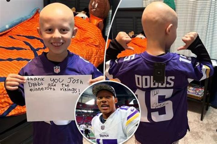Josh Dobbs, Vikings gift young fan signed jersey in heartwarming moment