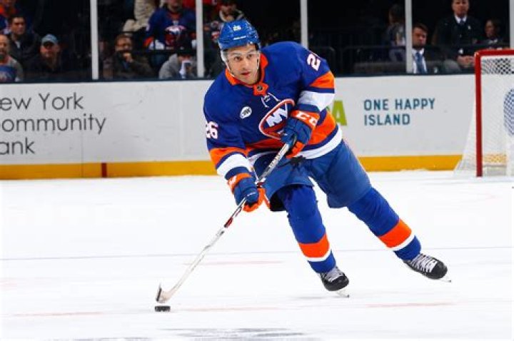 Josh Ho-Sang returns to Islanders, will report to Bridgeport