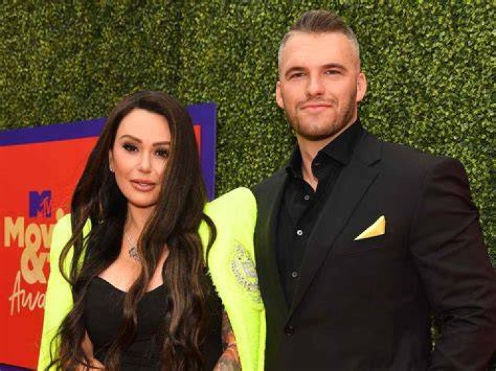 Jwoww’s jilted beau suing her for 700G