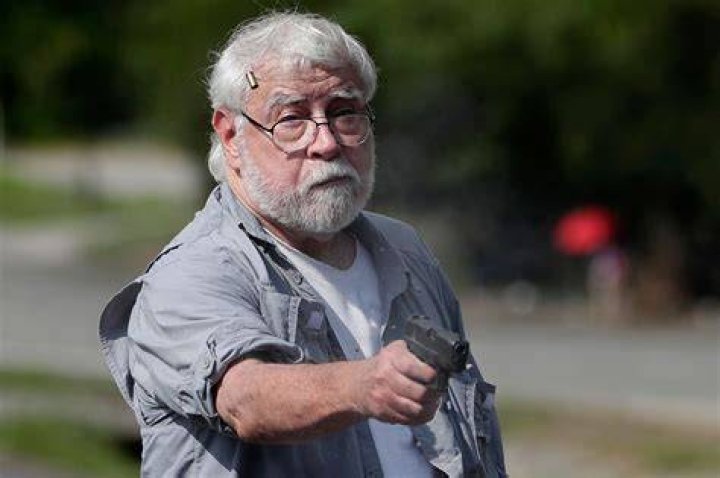 Kenneth Darlington has previous weapons arrest before Panama shooting