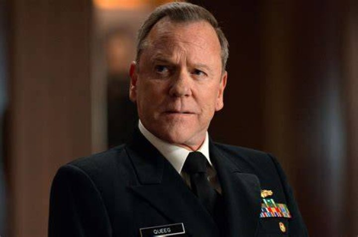 Kiefer Sutherland powers 'The Caine Mutiny Court-Martial'