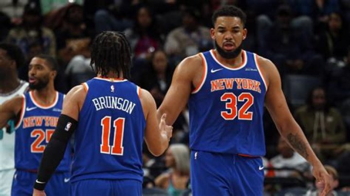 Knicks' Jalen Brunson taking a beating but are refs hosing him?