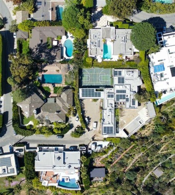 Leonardo DiCaprio renovating enormous LA compound