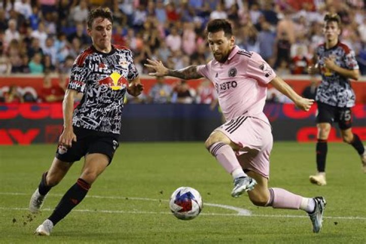 Lionel Messi rewards buyers of pricey Red Bulls tickets