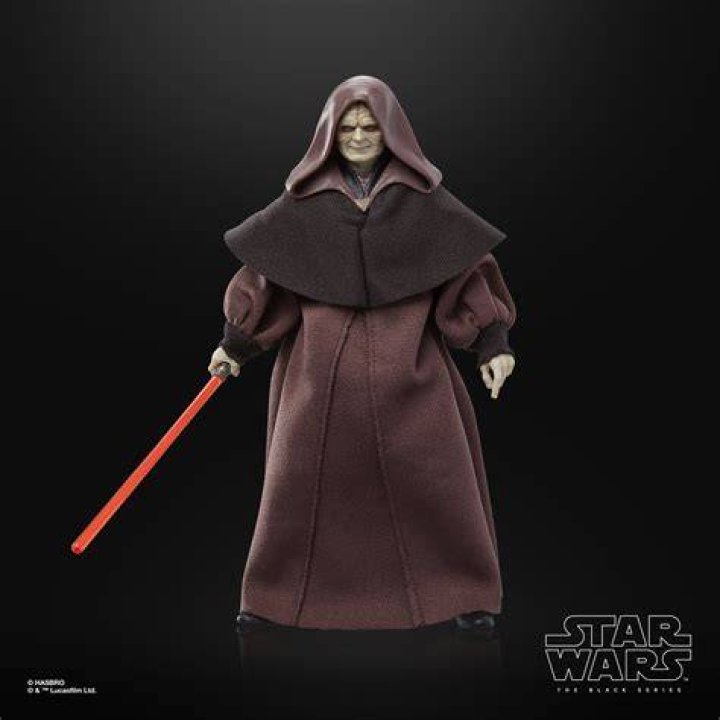 Lost 'Star Wars' Darth Sidious toy found on grandma's altar