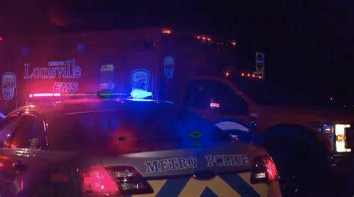 Louisville mass shooting leaves 2 dead, 4 injured in third shooting this week