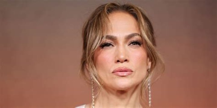 MAYBE HE DIDN’T CHEAT ON JENNIFER LOPEZ