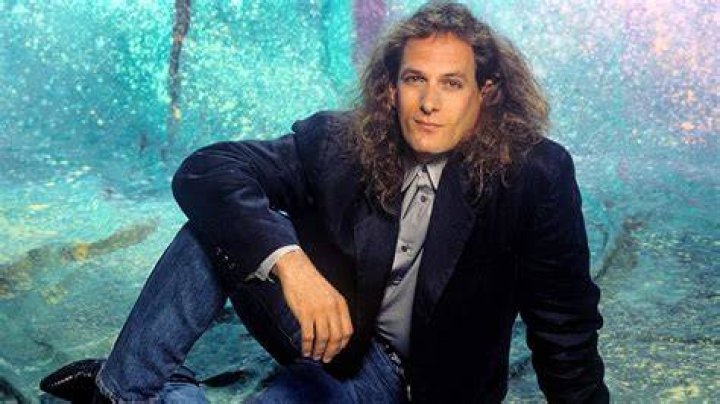 Michael Bolton reveals brain tumor diagnosis, 'immediate surgery' in emotional note to fans