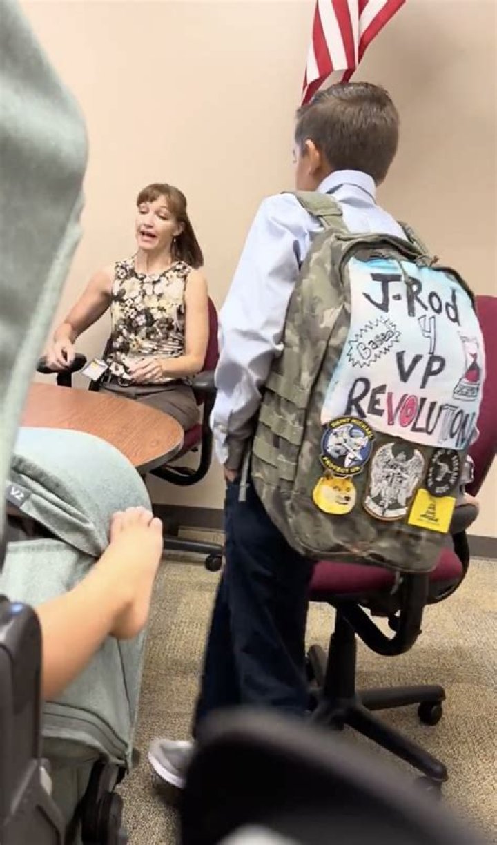 Middle schooler allowed to display 'Don't tread on me' patch