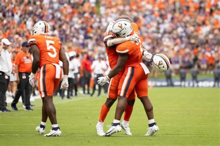 Mike Hollins scores TD in first home game since Virginia shooting