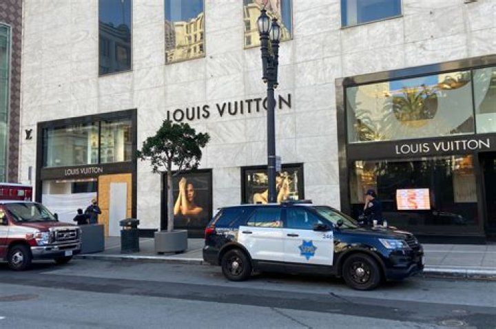 Mobs of looters are grabbing goods in California thanks to downgraded shoplifting laws