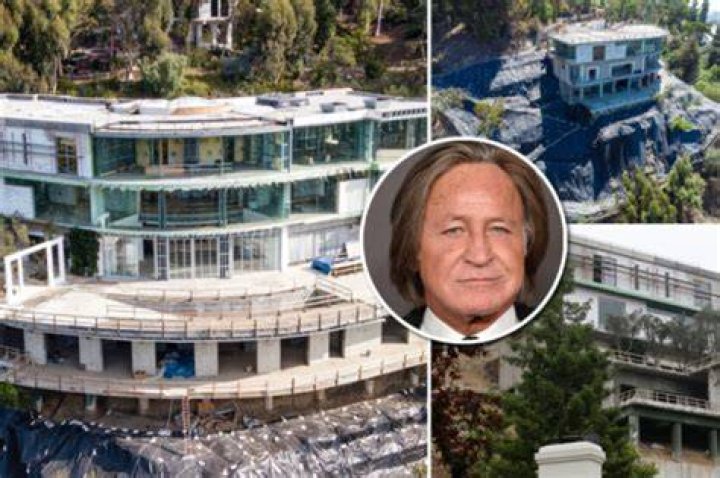 Mohamed Hadid ordered to pay $2.6M in mansion dispute