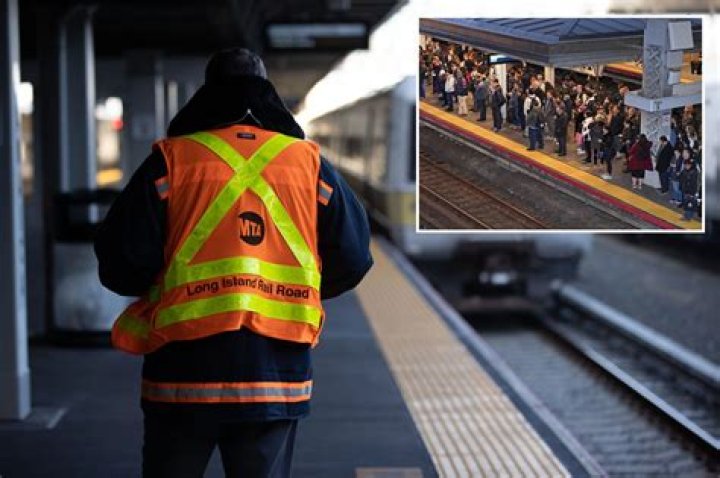 MTA adds Brooklyn shuttles, longer trains but still leave LIRR riders fuming