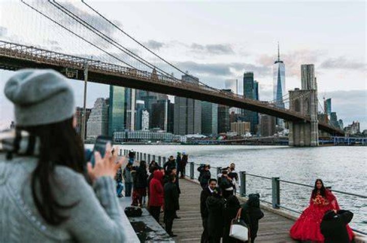 Mystery buyer drops $16M on Dumbo condos — setting new sales record