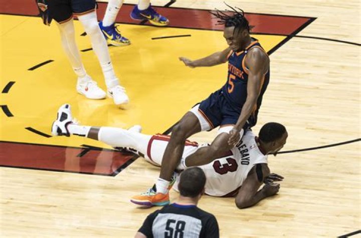 Nets' rebounding struggles late proved costly in Knicks loss
