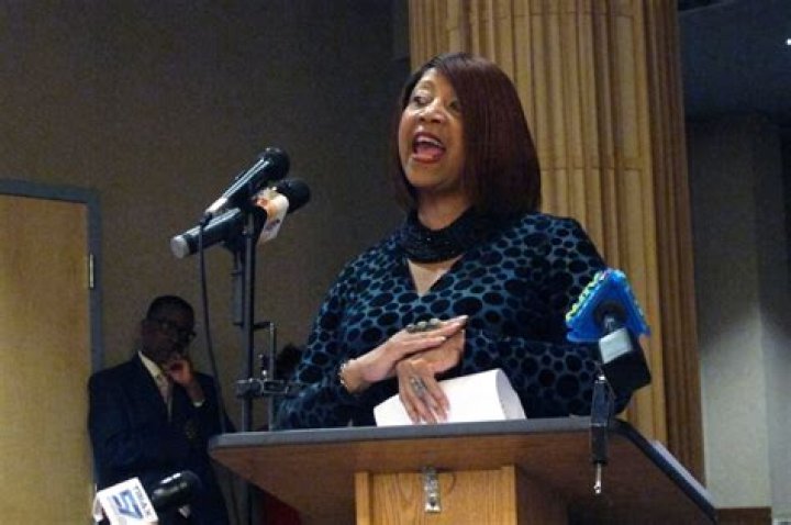 New Jersey Lt. Gov. Sheila Oliver dead at 71