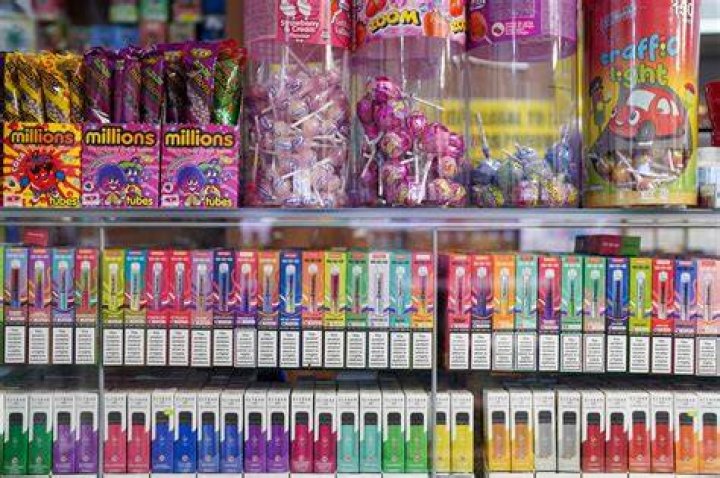NY officials not enforcing ban on flavored vapes