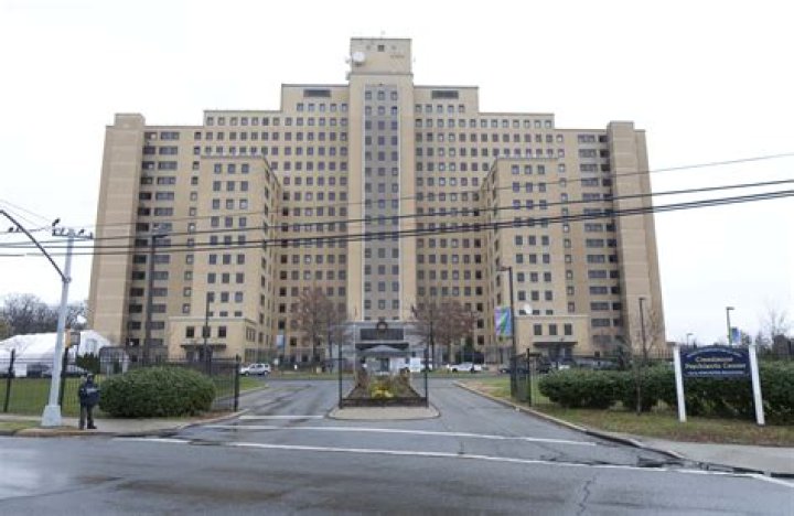 NYC's new 'tent city' for 1,000 migrants at Creedmoor Psychiatric Center now open