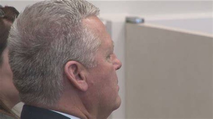 NYC dad pleads guilty to mowing down wife with children in car, stabbing her