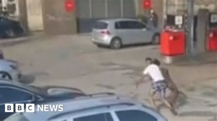 NYC Strangers beat and rob woman in attack caught on video