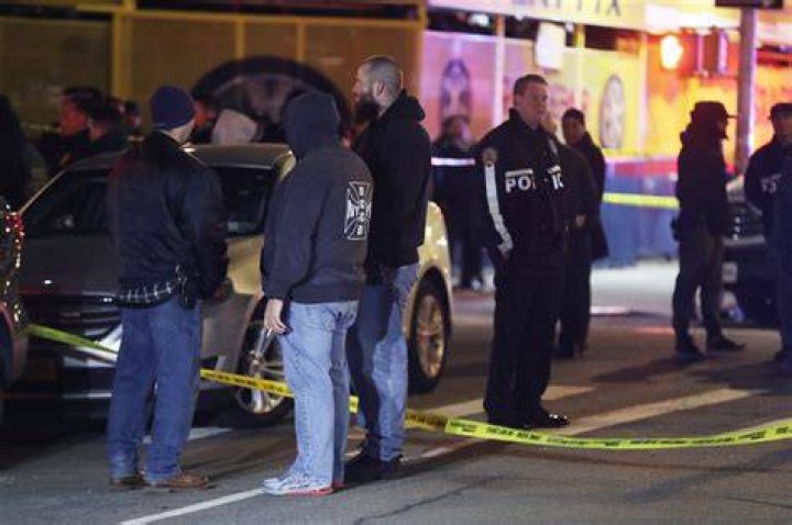 NYC teen rapper charged with shooting NYPD cop getting out on bond