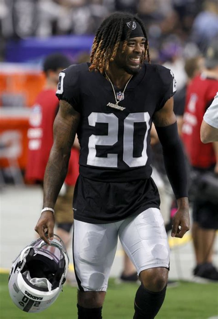 OnlyFans model Danii Banks claims ex-Raider Damon Arnette stole watch, money