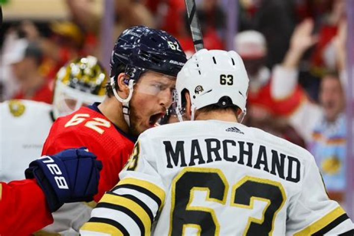 Panthers' Brandon Montour has son, breaks goal drought