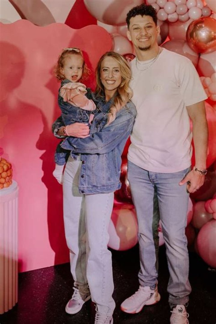 Patrick Mahomes’ daughter gets a mini Chanel purse for 2nd birthday