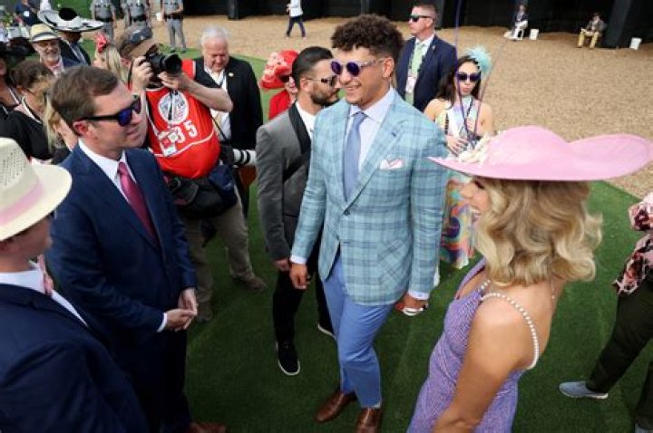 Patrick Mahomes sends message to Mattress Mack at Kentucky Derby