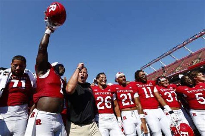 Pinstripe Bowl odds, pick, best bet