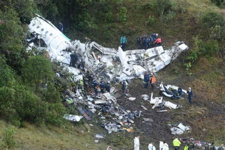 Plane carrying Brazilian soccer team crashes in Colombia