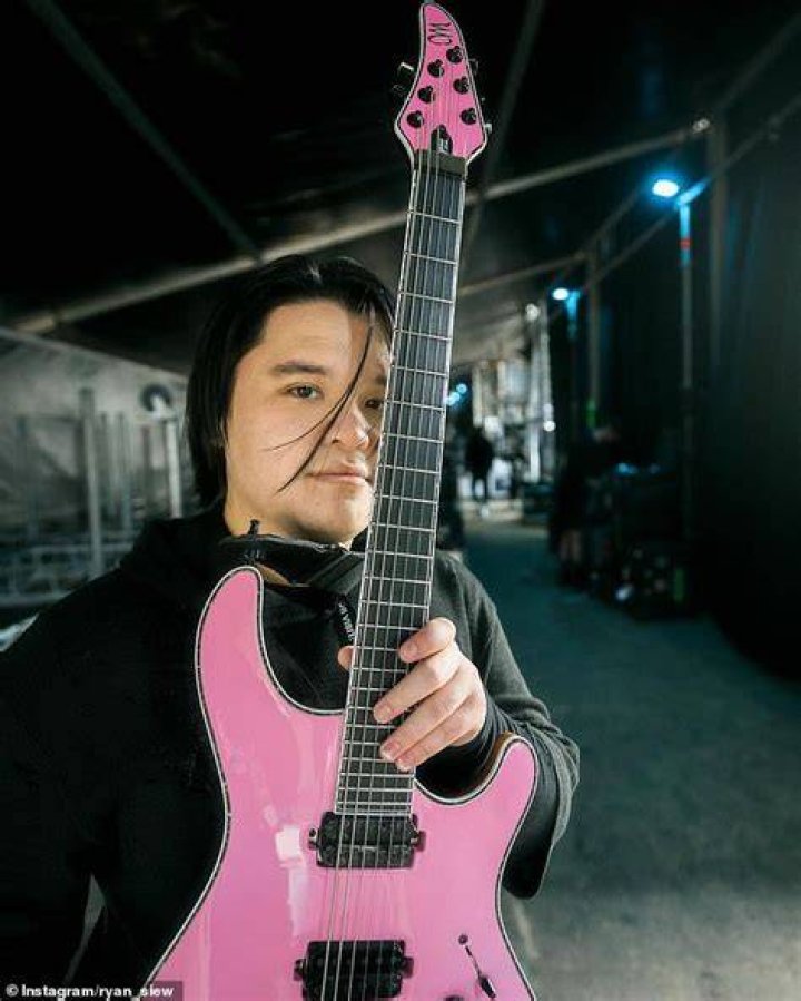 Polaris guitarist Ryan Siew dead at 26 after 'brain fog' battle