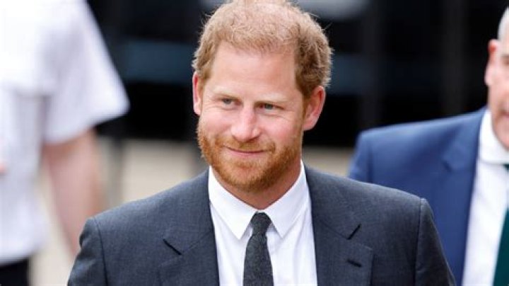 Prince Harry's shock is seen after getting text from brother William