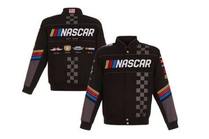 Race to get a trending NASCAR jacket in 2023 with expert styles