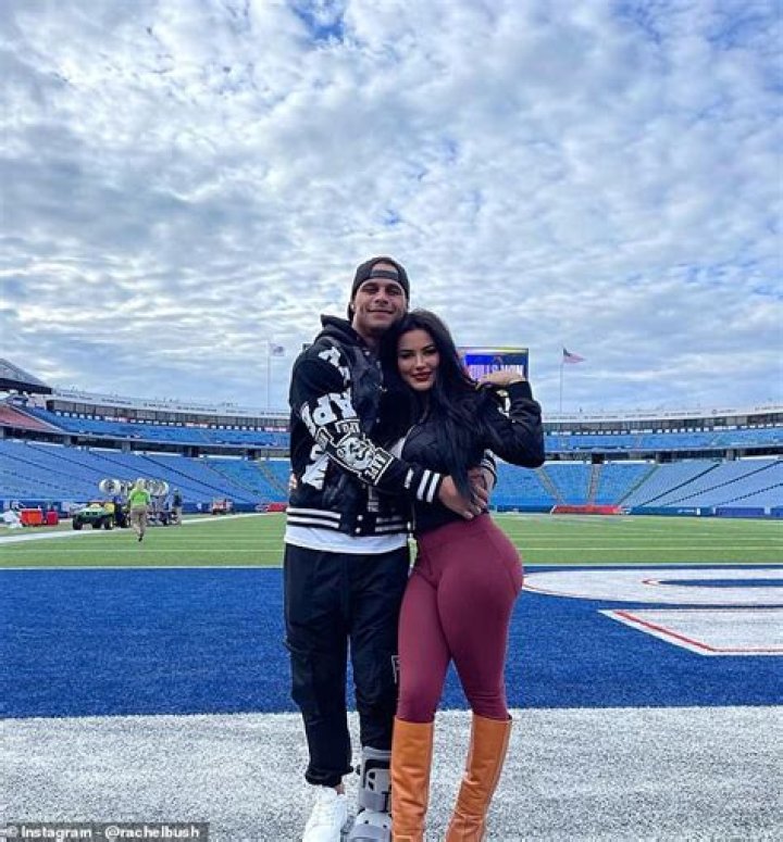 Rachel Bush posts message to Micah Hyde's wife after Bills' loss