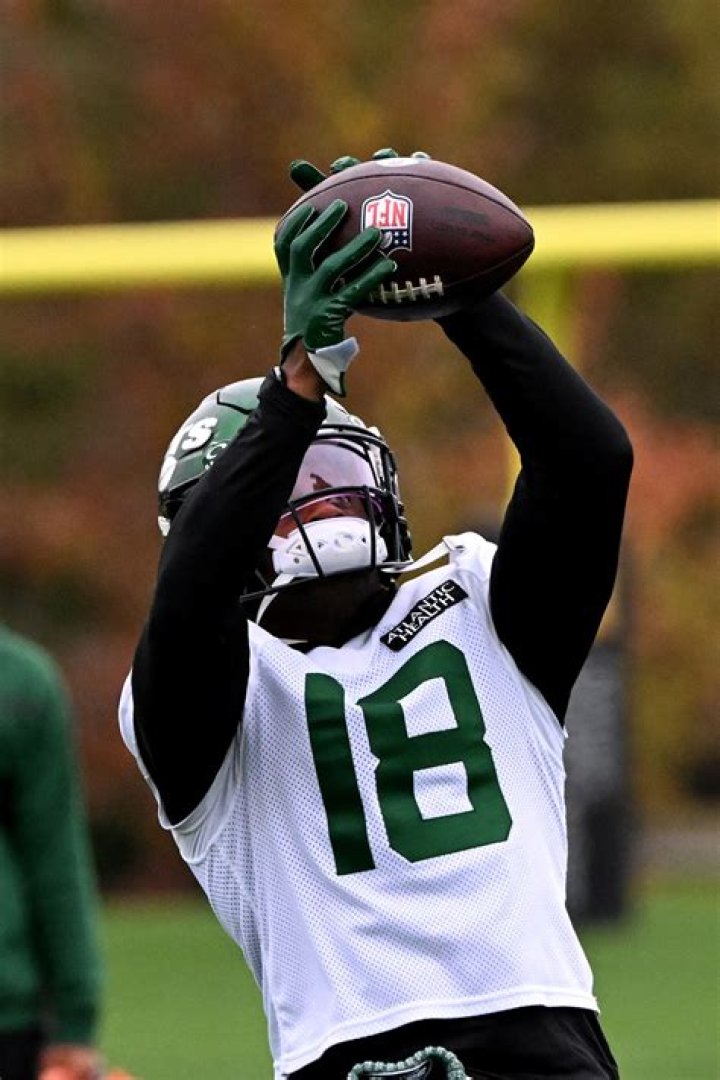Randall Cobb facing new Jets reality after healthy scratch
