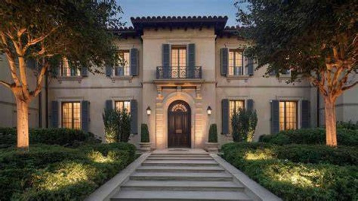 Randall Emmett re-lists LA home for $4.9M