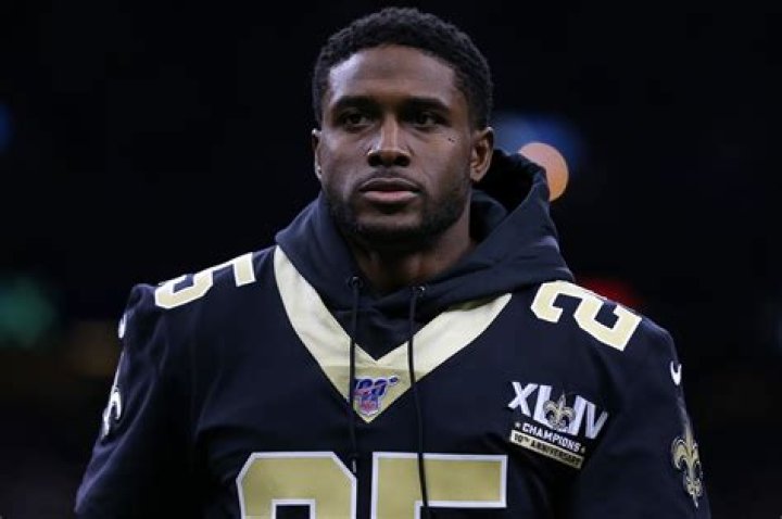 Reggie Bush deserves his Heisman Trophy back