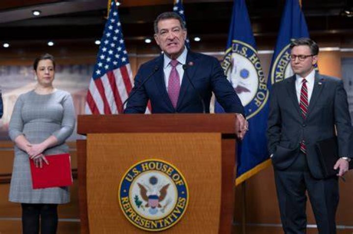 Rep. Mark Green becomes 4th GOP committee leader to retire