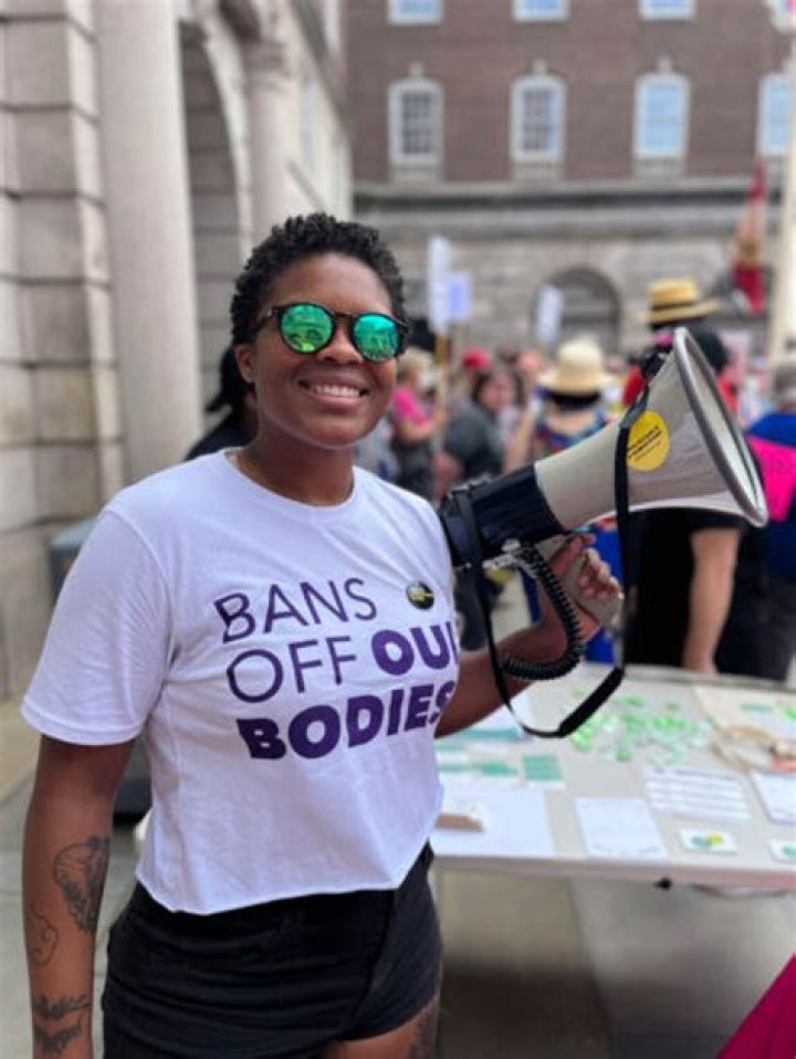 Rhode Island state senator Tiara Mack posts twerking video
