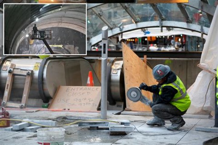 Riders say Second Avenue Subway already has issues