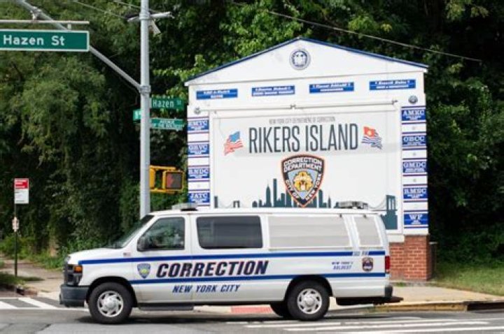 Rikers Island correction officers routinely working 100-plus hours a week