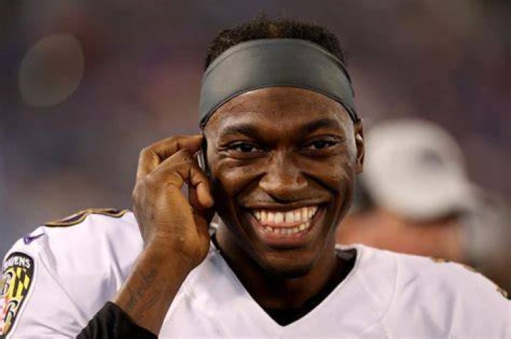 Robert Griffin III joining ESPN as broadcaster, open to NFL return