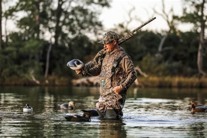 Rodeo star Jackson Williams dies duck hunting when waders fill with water, weigh him down